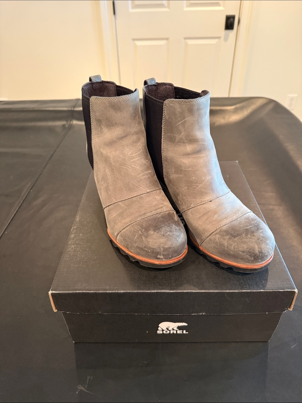 Sorel Lea Gray Ankle Boot Wedge 8.5 M w/ box